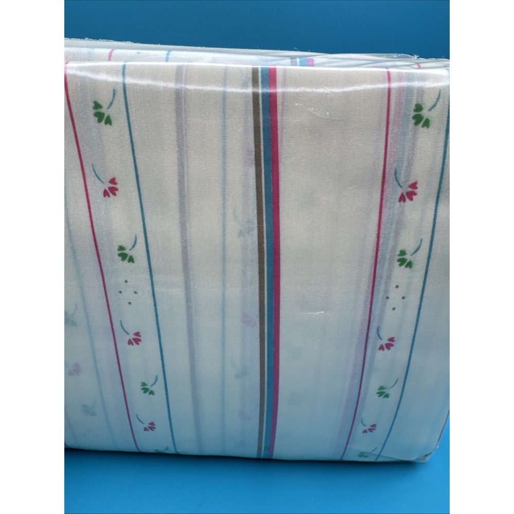 Vintage 70s 80s Full Double Bed Sheet Set w 2 Pillowcases Stripes Clover Hearts